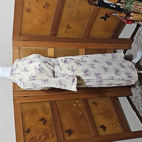 Vintage 70s Buttery Yellow Floral Dress - Picture 5 of 16